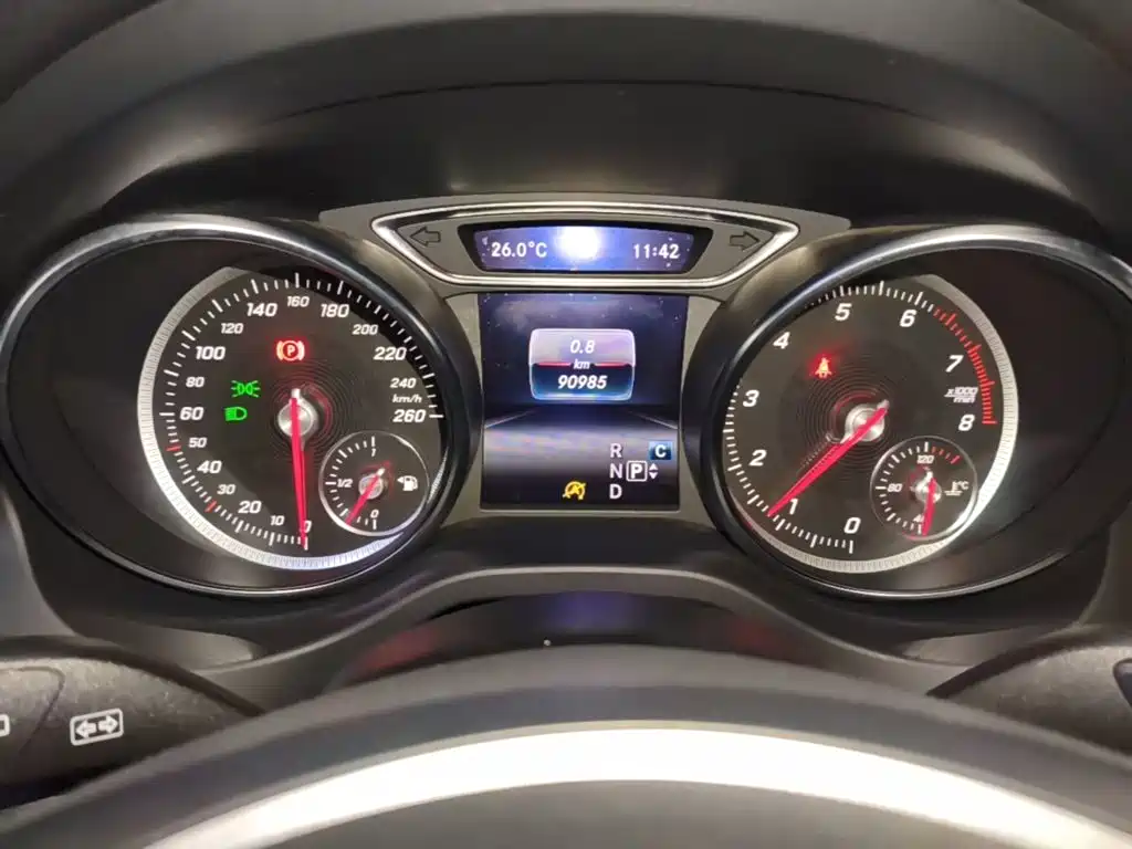 Mercedes-Benz GLA 2019 — фото 12