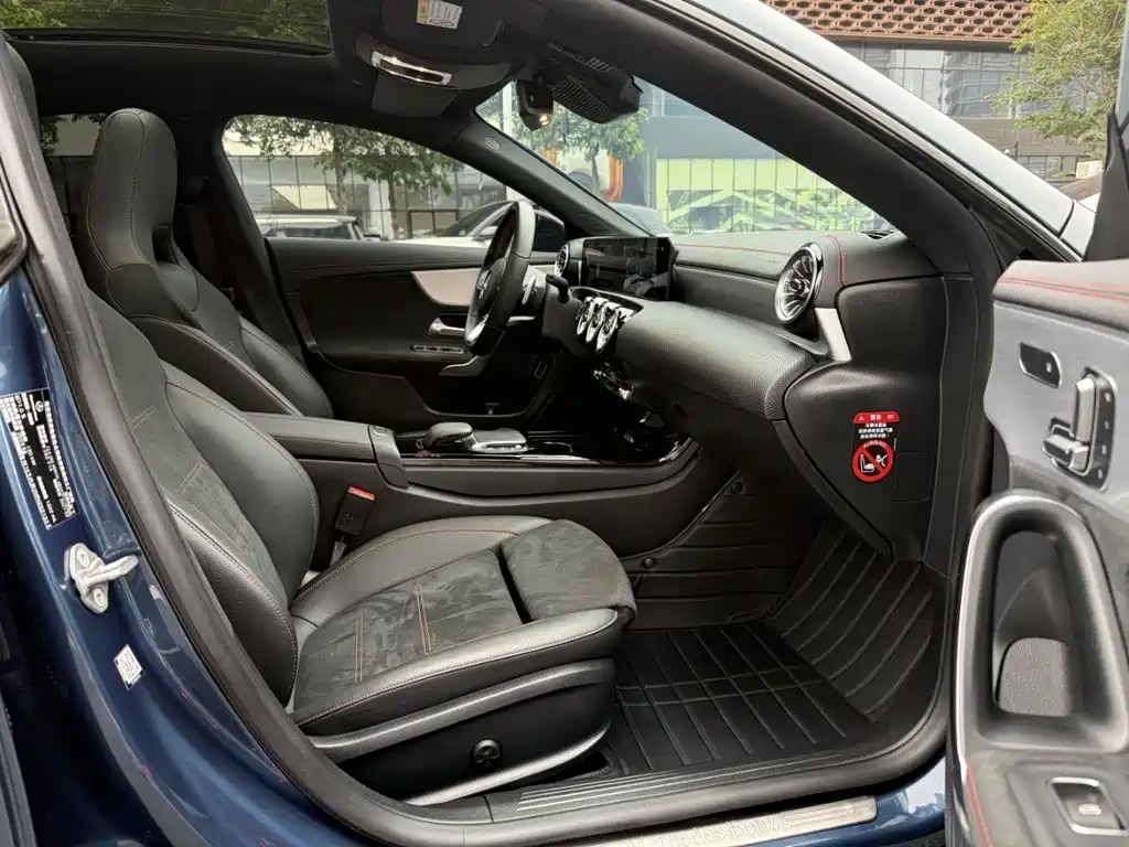 Mercedes-Benz CLA 2021 — фото 13