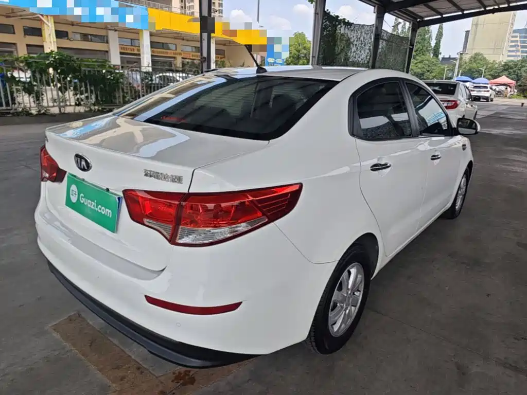 Kia K2 2015