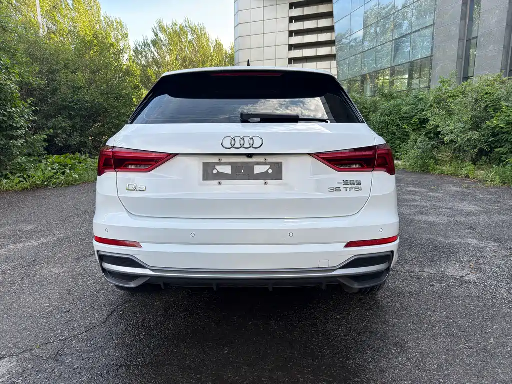 Audi Q3 2022 — фото 20