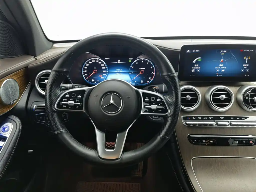 Mercedes-Benz GLC 2021 — фото 11
