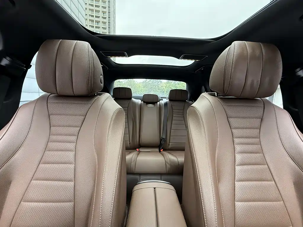 Mercedes-Benz E-Class 2021 — фото 13