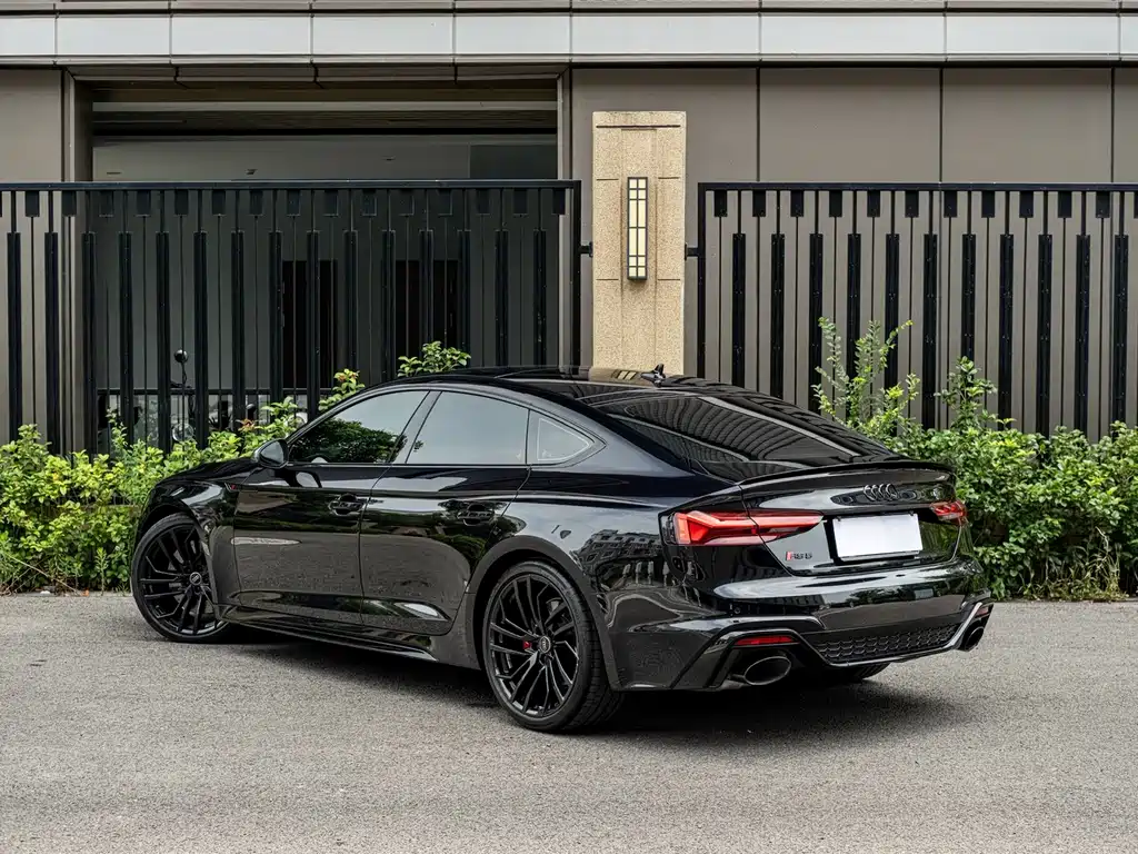 Audi RS 5 2023
