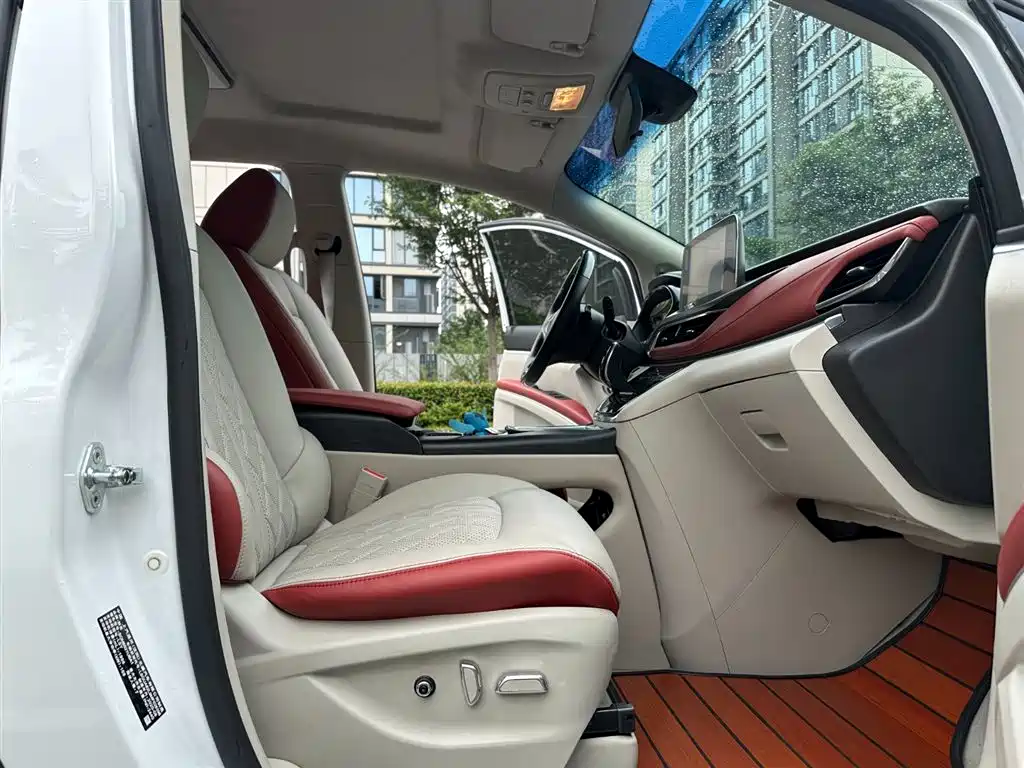 Buick GL8 2020