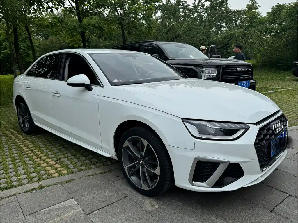 Audi A4L 2023