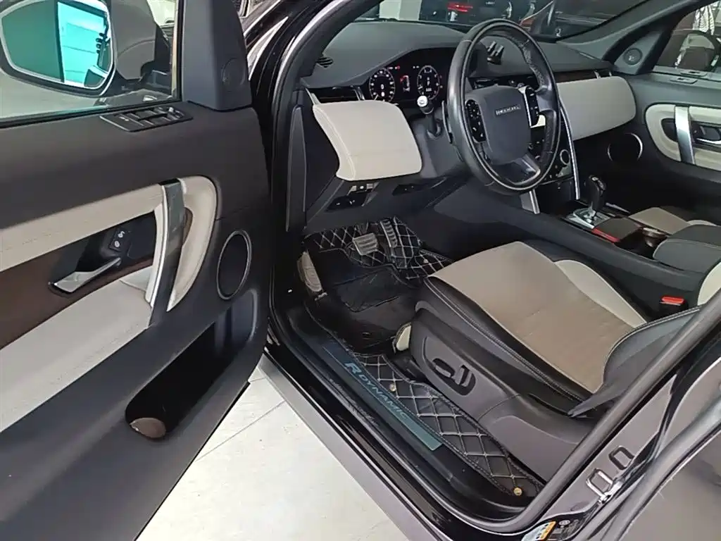 Land Rover Discovery Sport 2021 — фото 12