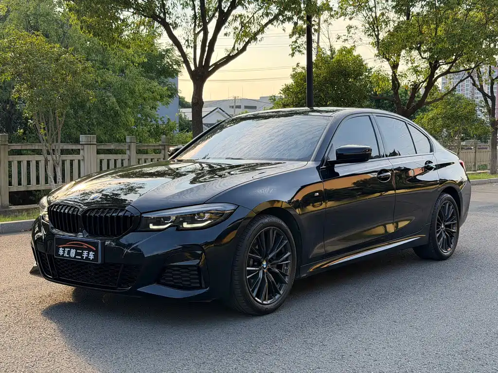 BMW 3 Series 2022