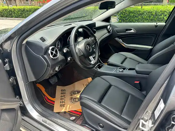 Mercedes-Benz GLA 2017