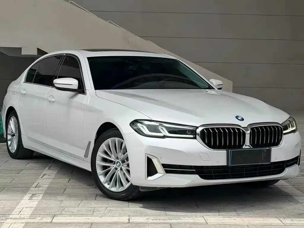 BMW 5 Series 2022