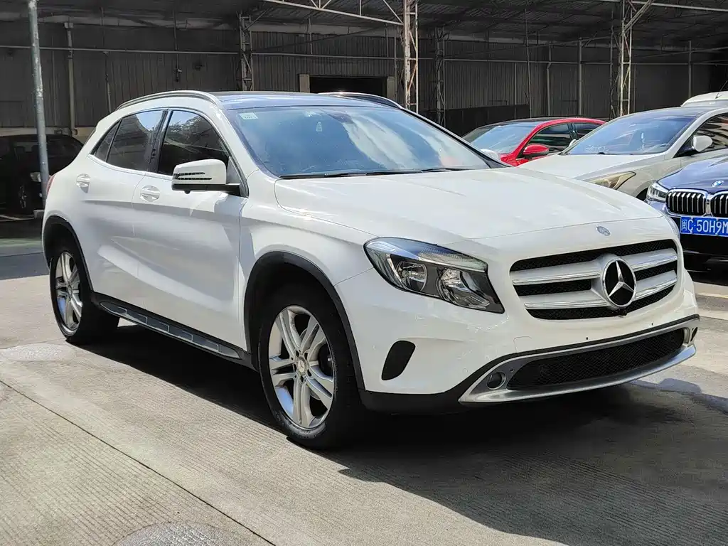 Mercedes-Benz GLA 2015 — фото 3