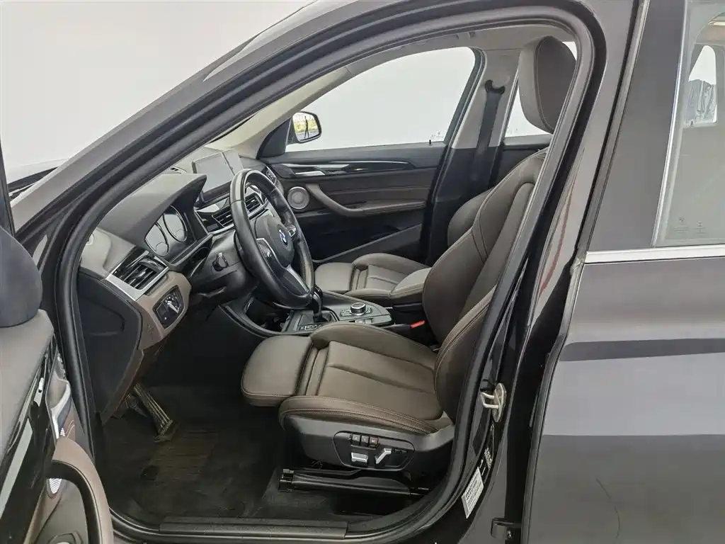 BMW X1 2022 — фото 10