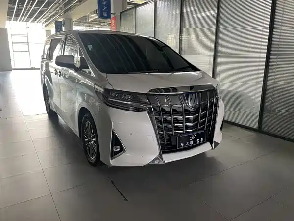 Toyota Alphard 2021