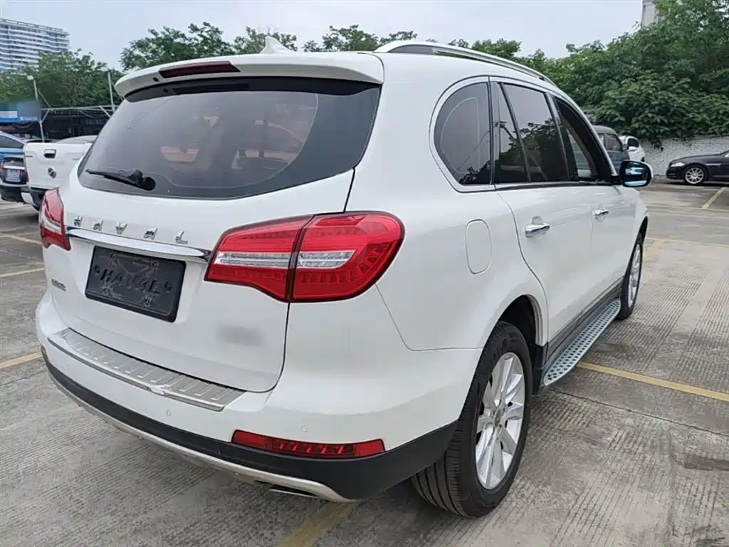 Haval H8 2015 — фото 7