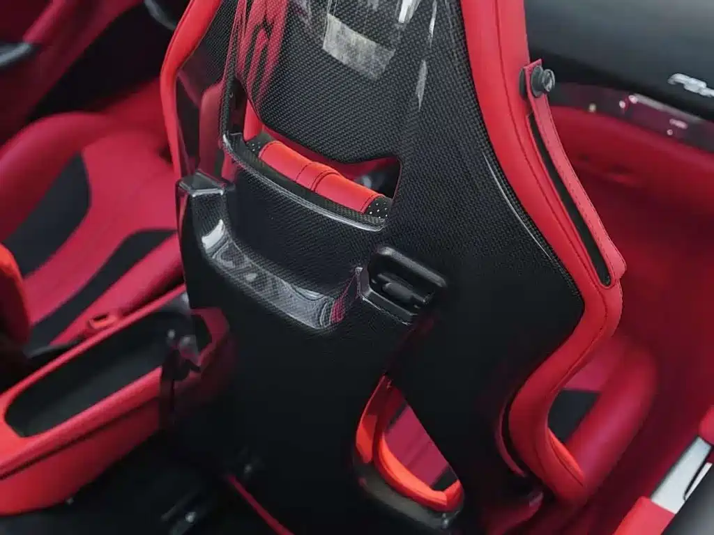 Ferrari F8 2023 — фото 10