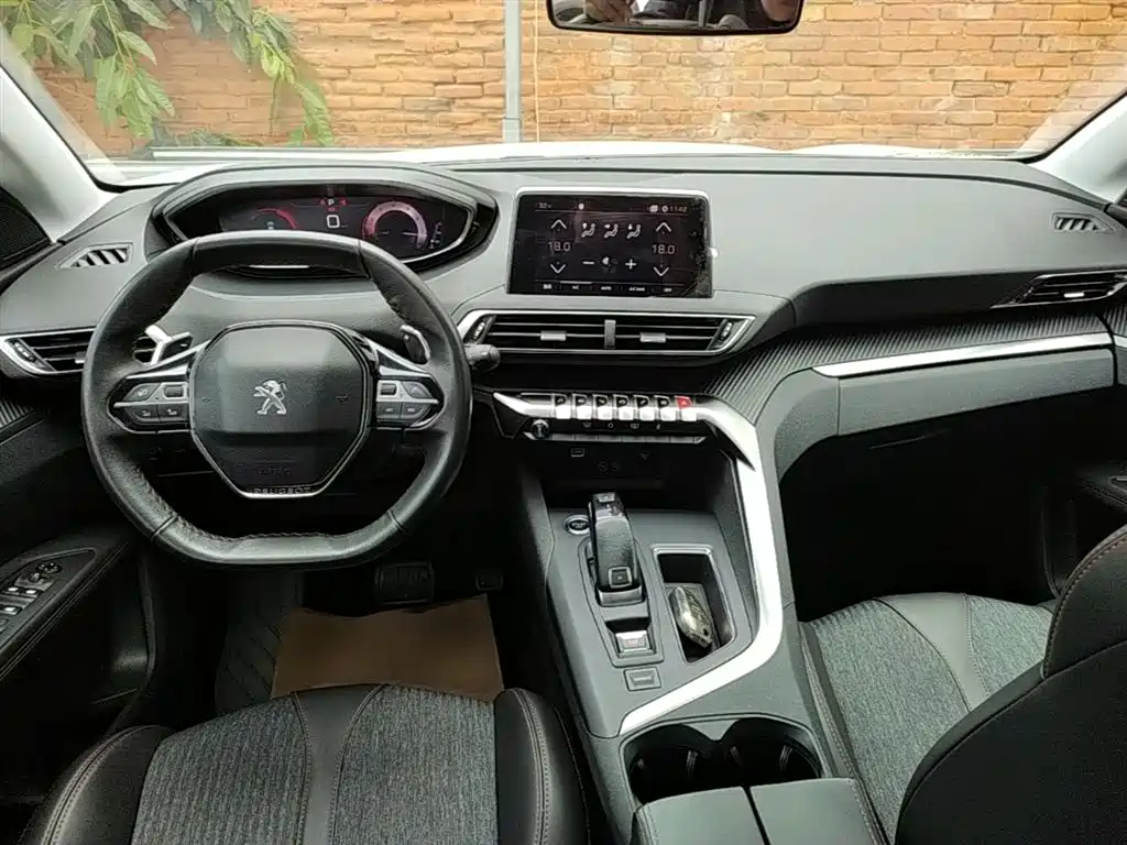 Peugeot 4008 2017 — фото 10