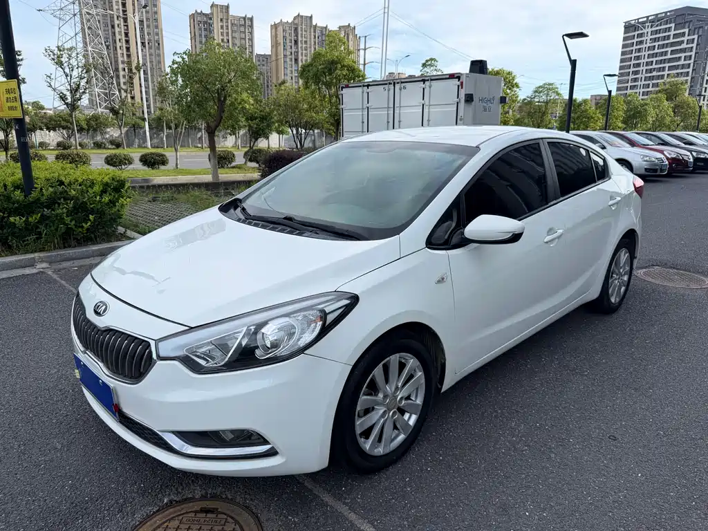 Kia K3 2015