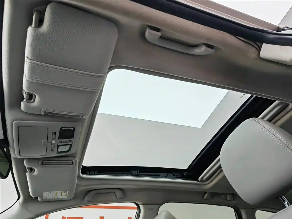 Subaru Forester 2014 — фото 14