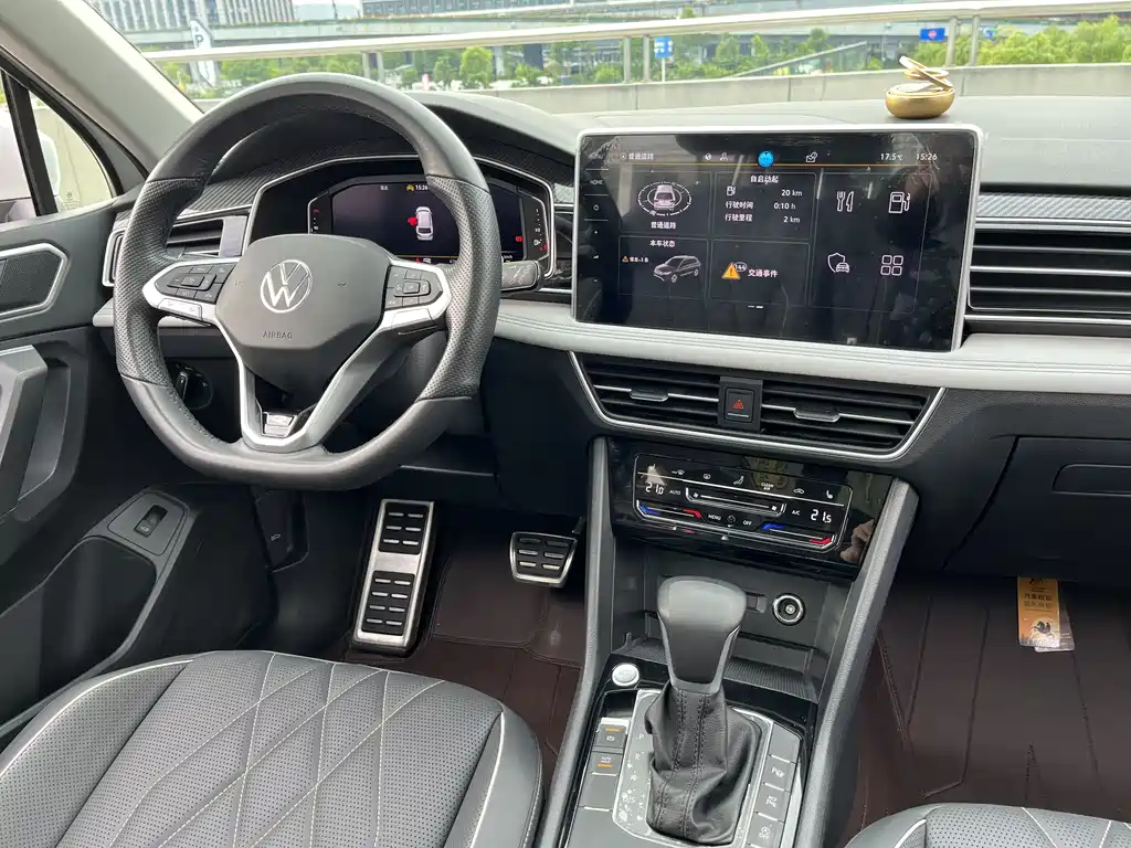 Volkswagen Tiguan L 2024 — фото 10