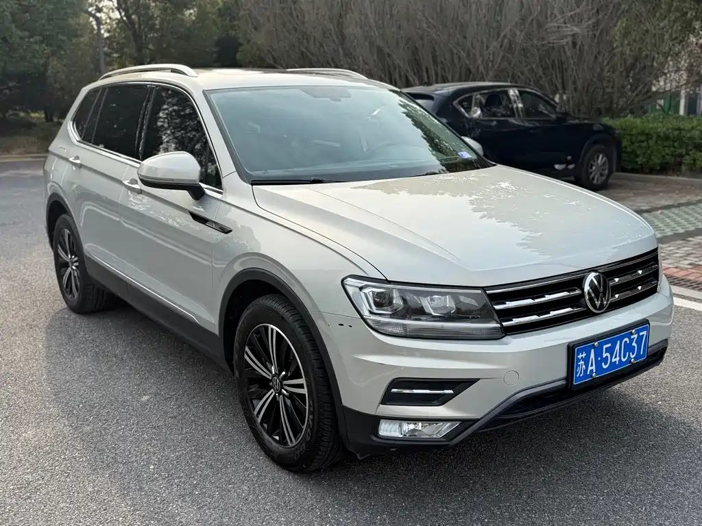 Volkswagen Tiguan L 2021