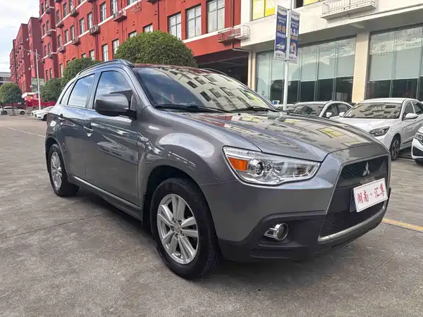 Mitsubishi Jinxuan ASX 2015