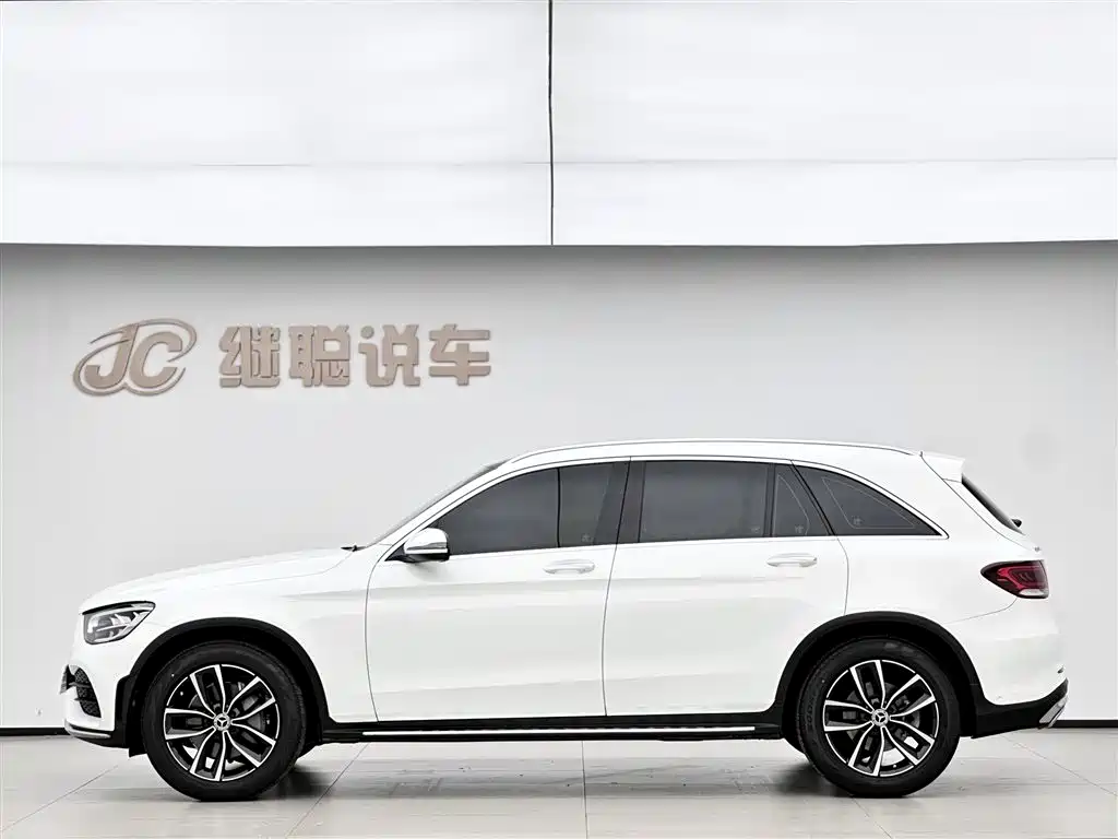 Mercedes-Benz GLC 2021 — фото 3