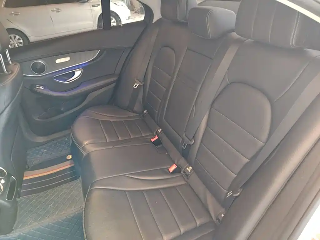 Mercedes-Benz C-Class 2020 — фото 17