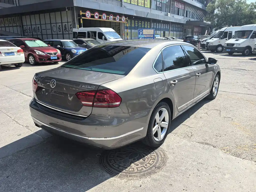 Volkswagen Passat 2014