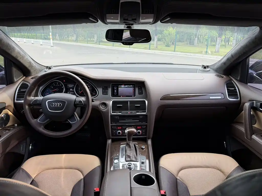 Audi Q7 2015 — фото 20