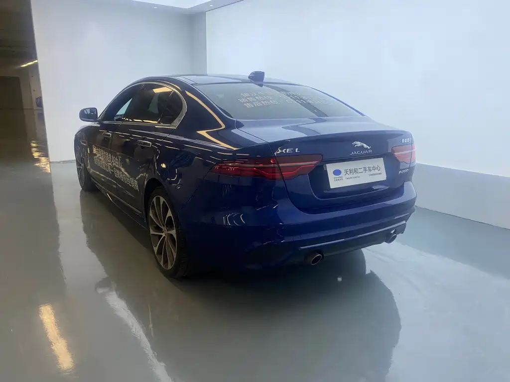 Jaguar XEL 2021 — фото 15