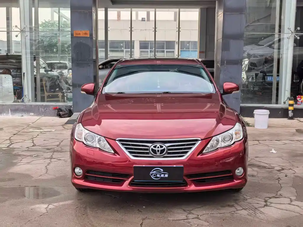 Toyota Reiz 2013