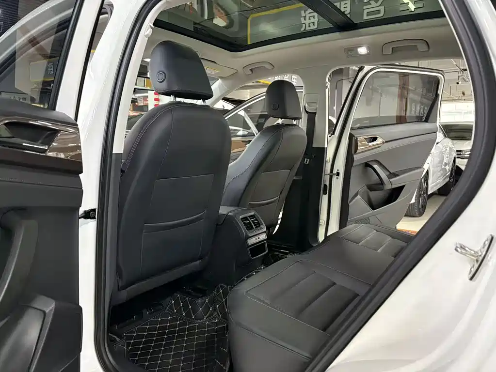 Volkswagen Tharu 2022