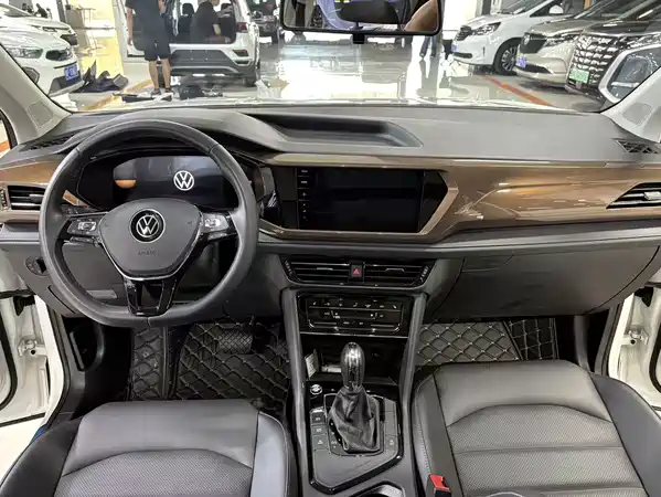 Volkswagen Tharu 2022