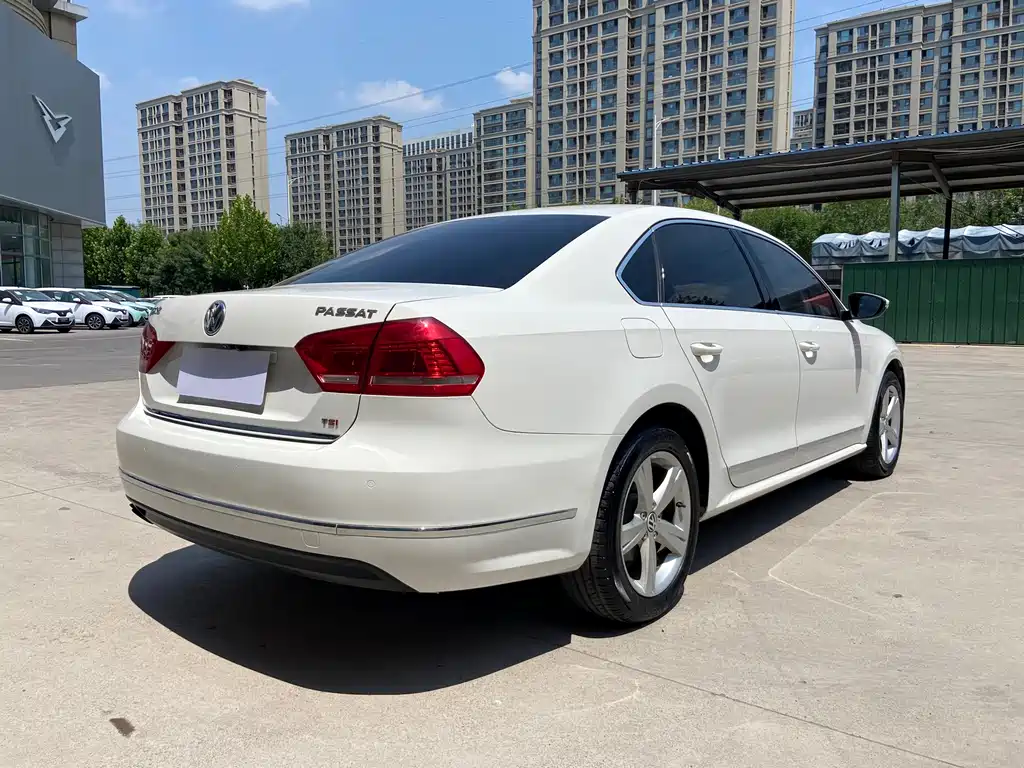 Volkswagen Passat 2014