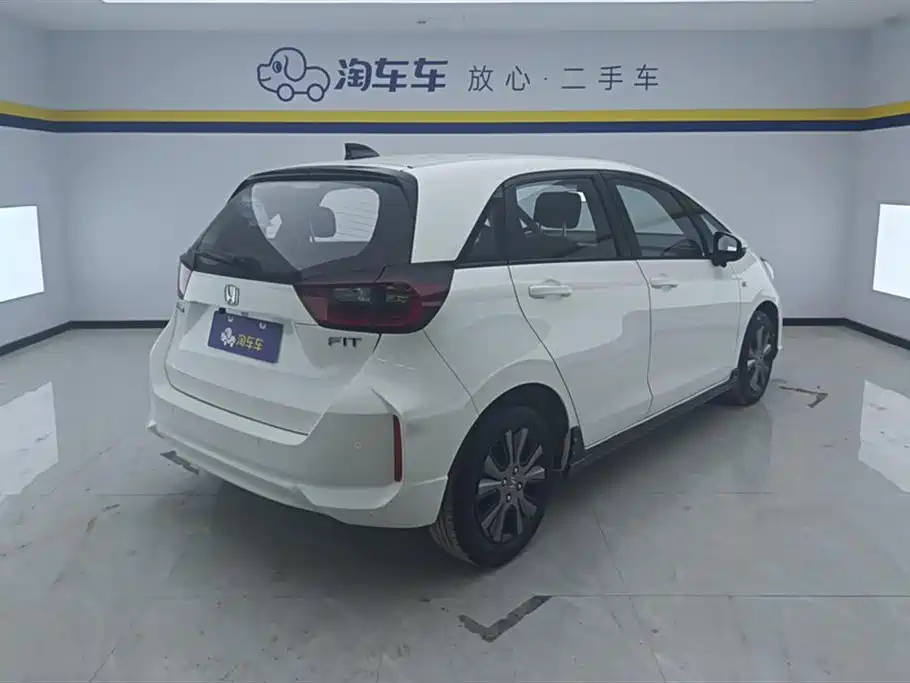 Honda Fit 2022 — фото 3