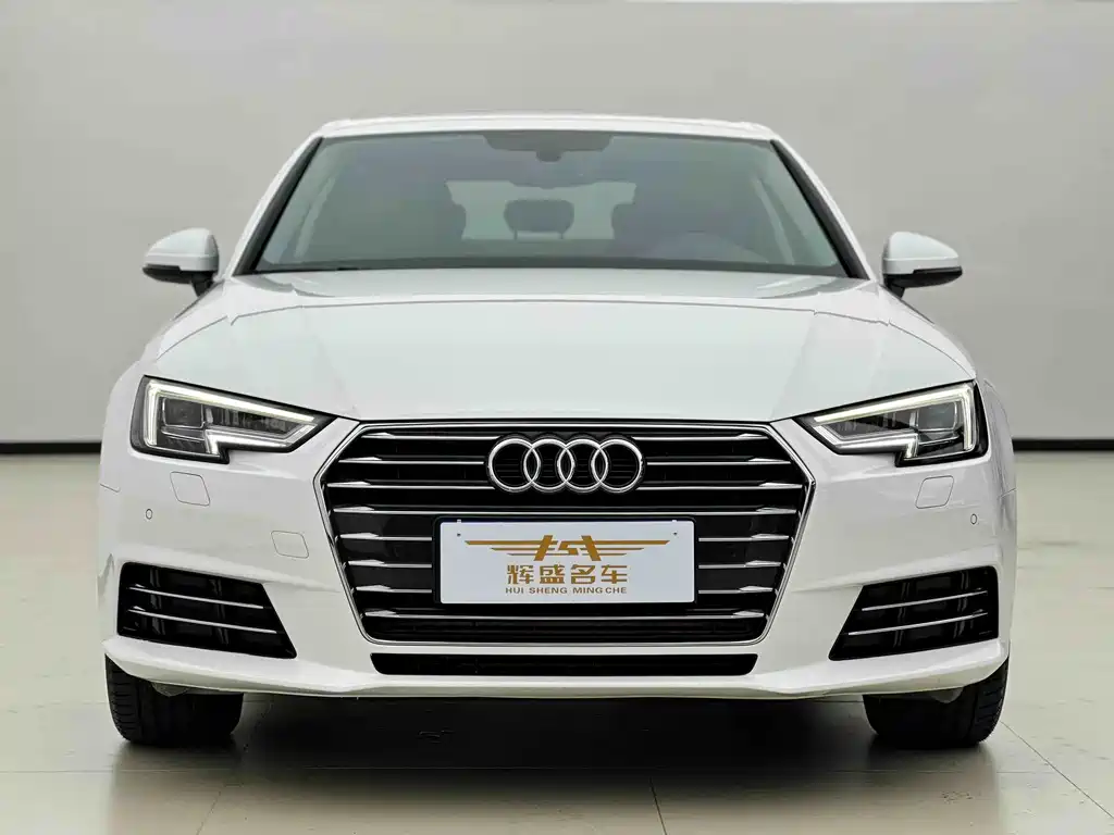 Audi A4L 2018