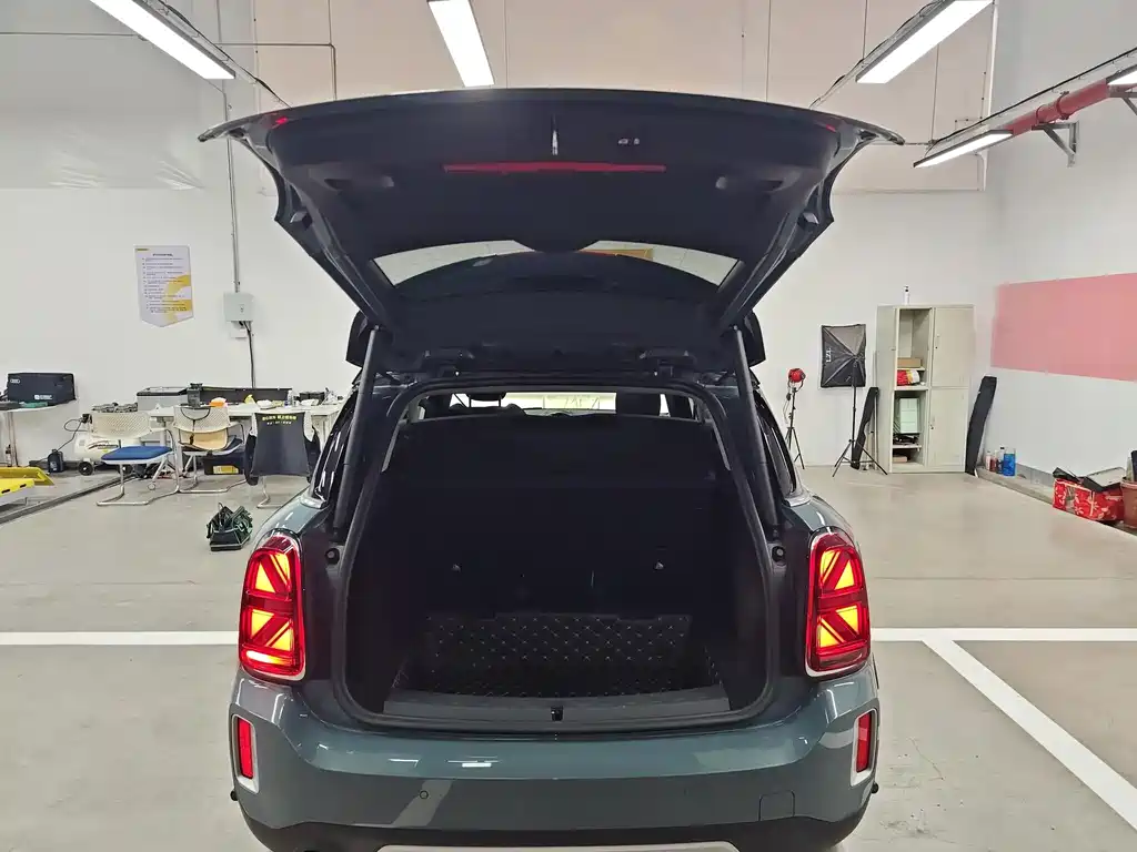 MINI Countryman 2021 — фото 19