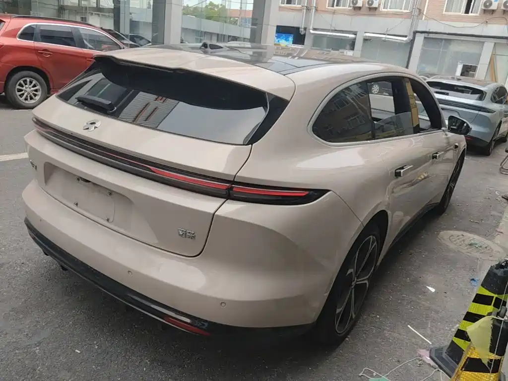 NIO ET5T 2025
