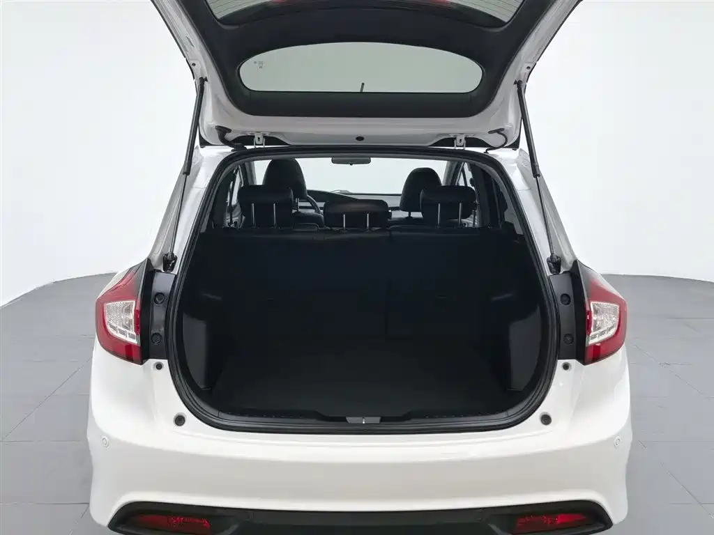Honda Jade 2015 — фото 16