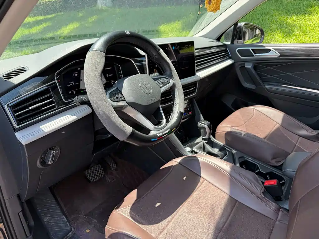 Volkswagen Tiguan L 2024