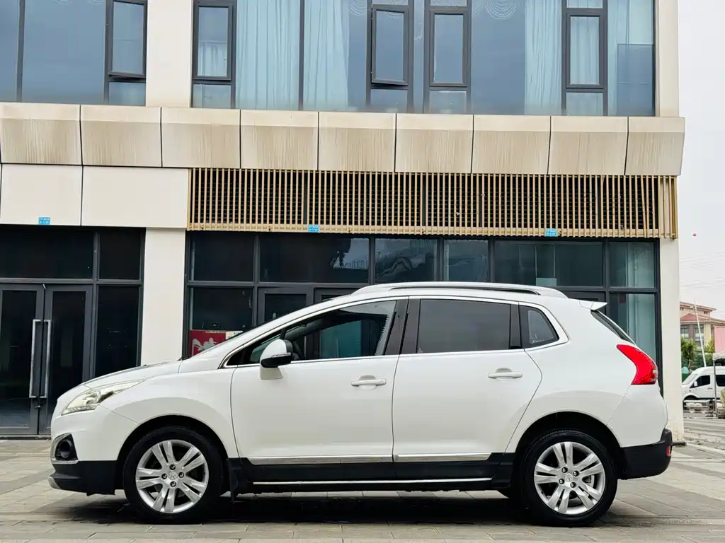 Peugeot 3008 2015 — фото 4