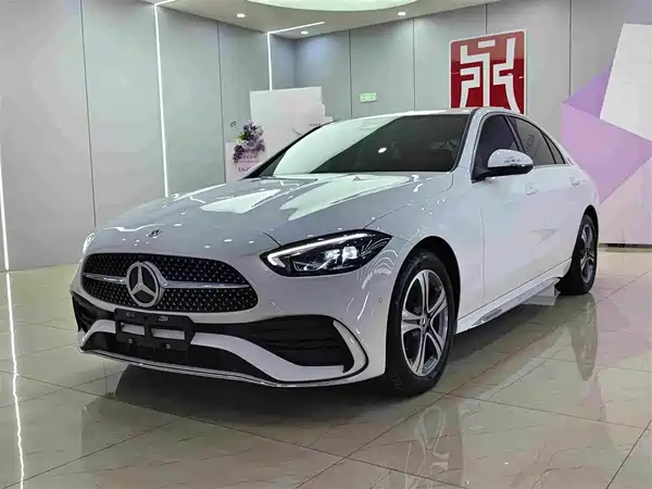 Mercedes-Benz C-Class 2022