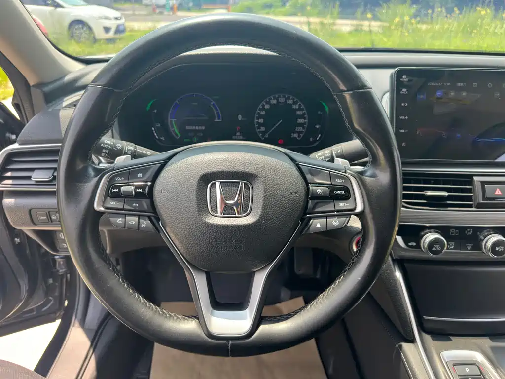 Honda Accord 2022 — фото 14