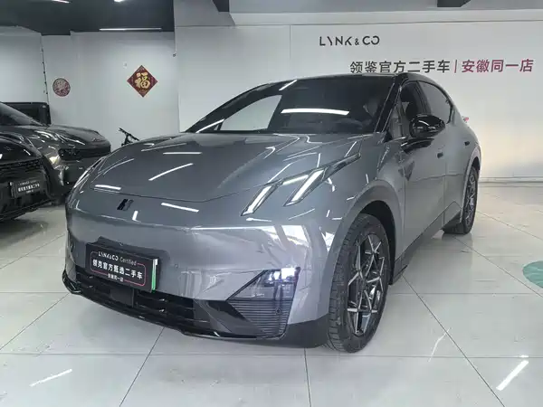 Lynk & Co Z20 2025
