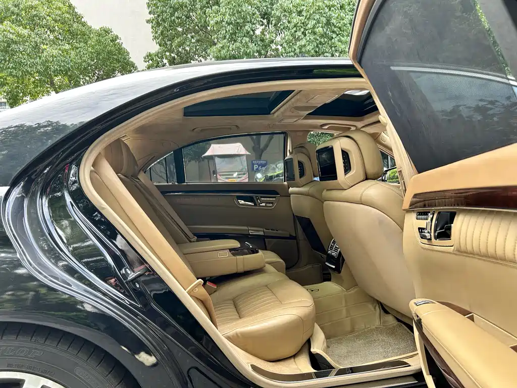 Mercedes-Benz S-Class 2011 — фото 16