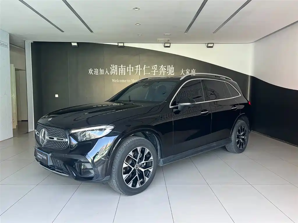 Mercedes-Benz GLC 2023