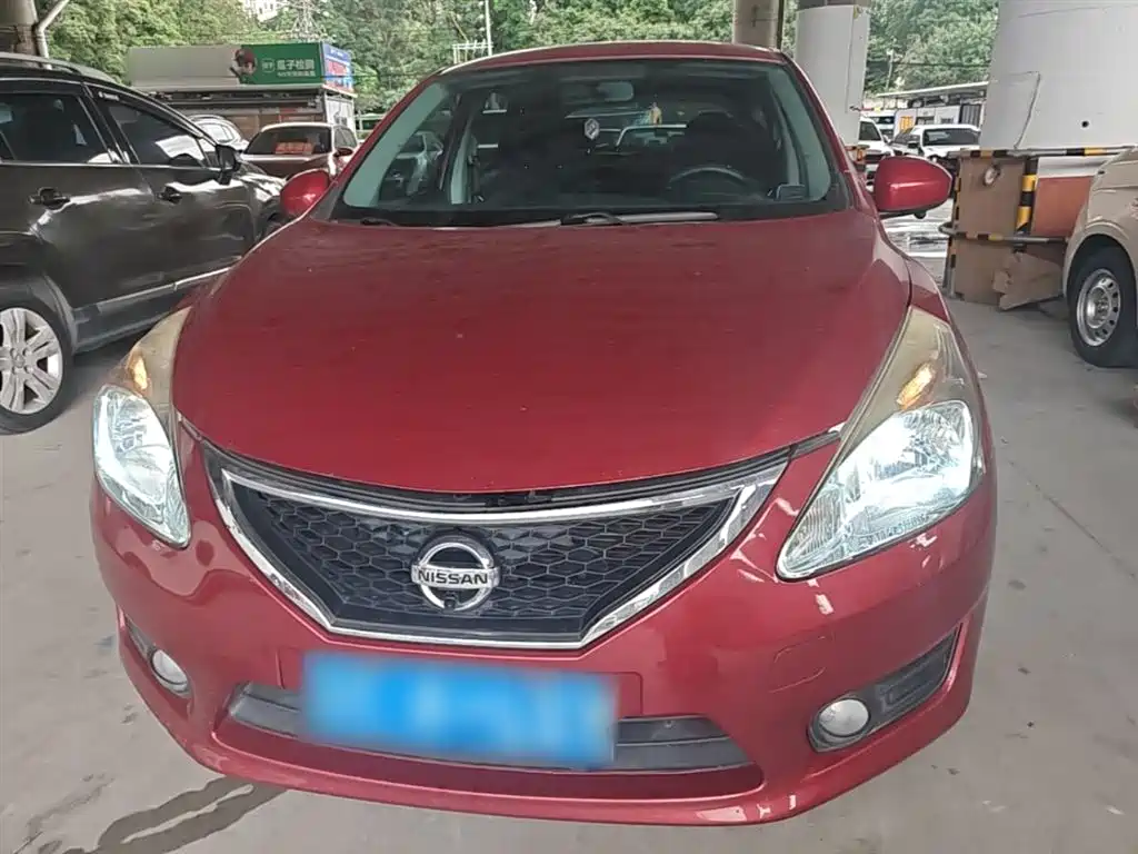 Nissan Tiida 2016 — фото 3