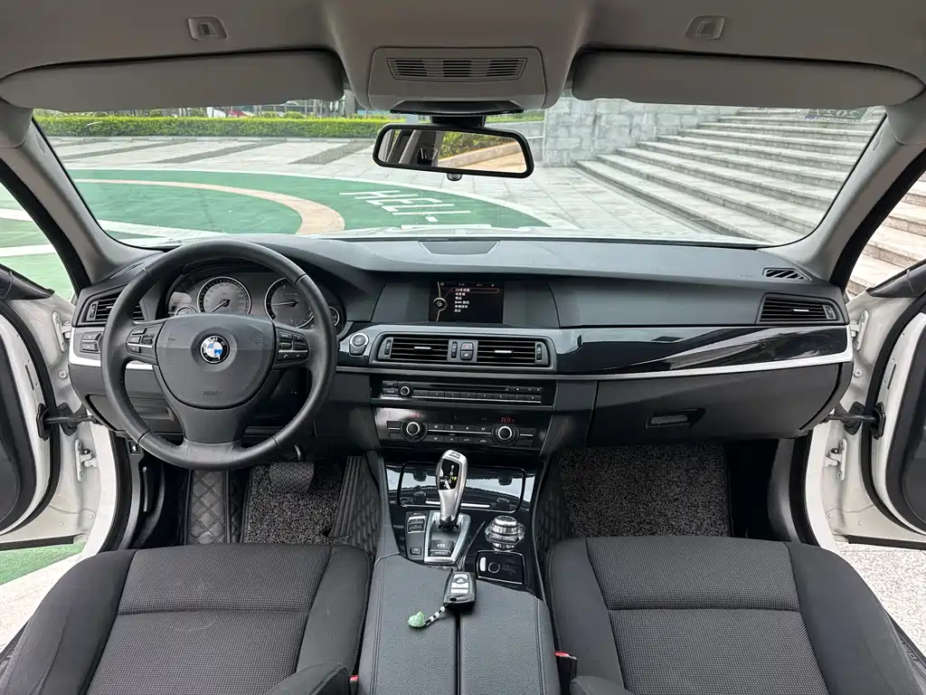 BMW 5 Series 2013 — фото 4