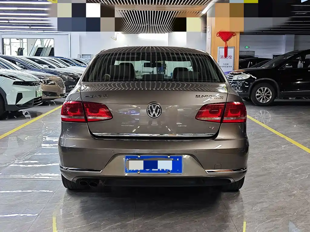 Volkswagen Magotan 2012