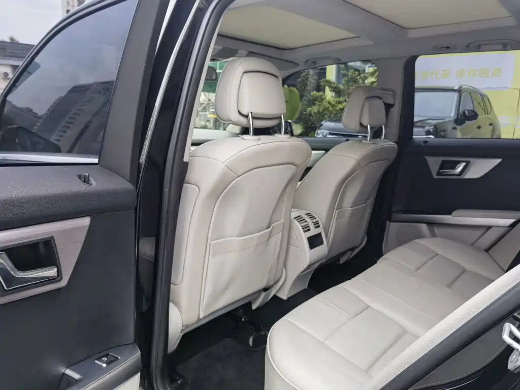 Mercedes-Benz GLK-Class 2010 — фото 9