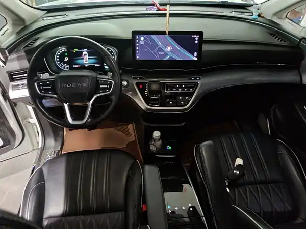 Roewe iMAX8 2021